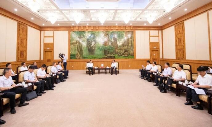 中核集團(tuán)總經(jīng)理、黨組副書記顧軍與福建省委副書記、代省長王寧會(huì)談