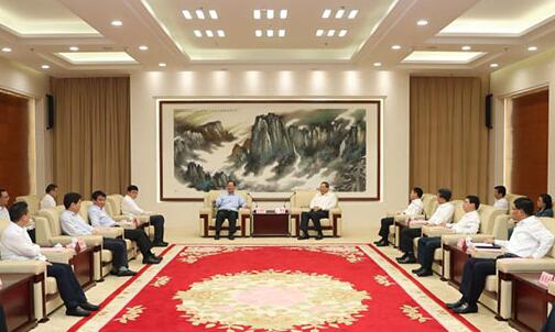 國(guó)家電網(wǎng)董事長(zhǎng)、黨組書(shū)記毛偉明拜會(huì)安徽省委書(shū)記李錦斌、省長(zhǎng)李國(guó)英