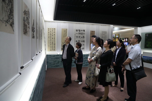 國(guó)網(wǎng)寧?？h供電公司開(kāi)展建黨百年職工廉政書(shū)畫(huà)攝影聯(lián)展