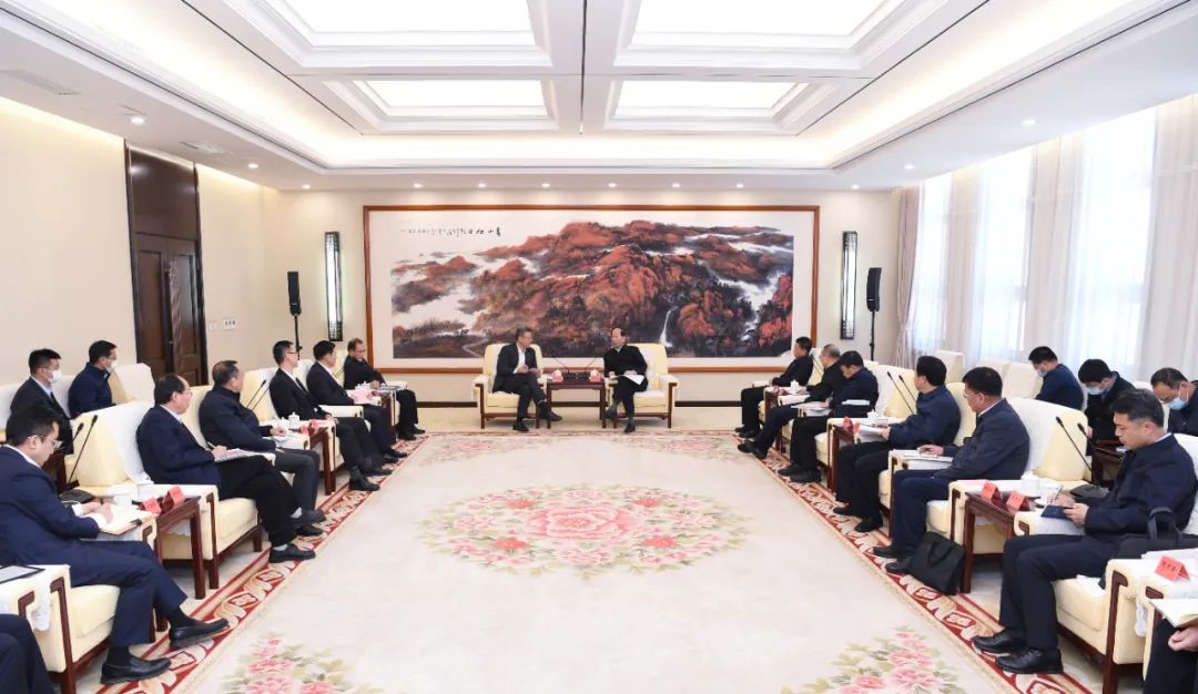 錢智民、江毅拜會(huì)內(nèi)蒙古自治區(qū)黨委書記、人大常委會(huì)主任石泰峰