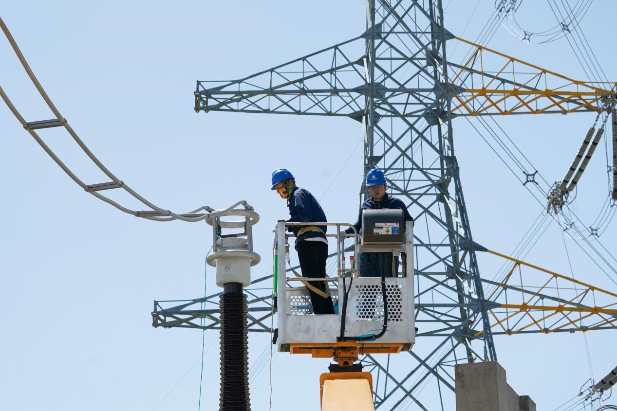 錫林郭勒超高壓供電公司白騰I線檢修任務(wù)圓滿(mǎn)完成