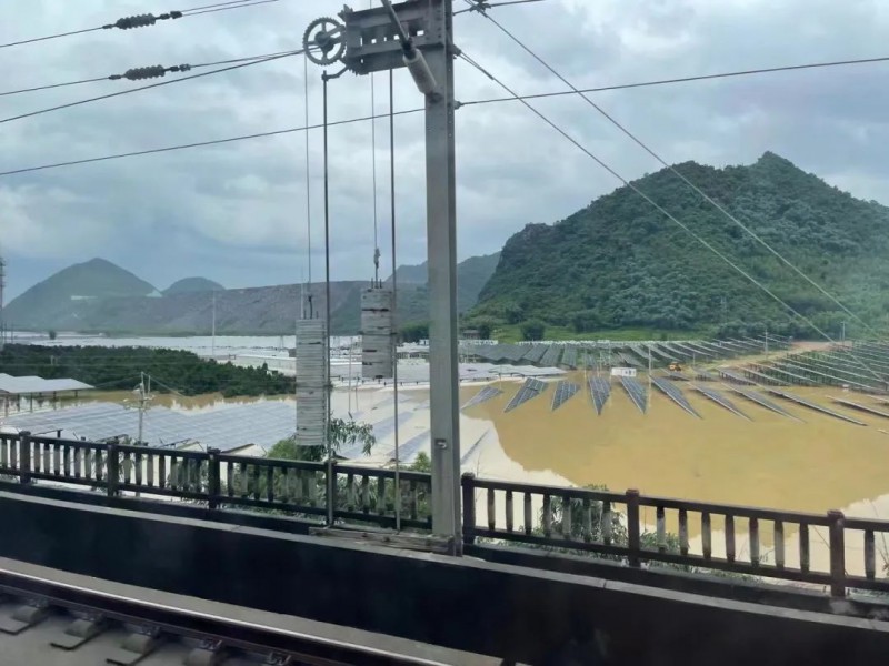 地面電站秒變漂浮電站，又一光伏電站被水淹！
