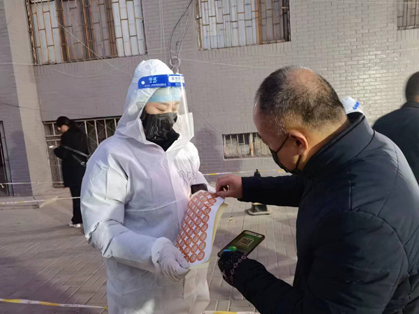 烏海市千里山供電公司：戰(zhàn)“疫”一線黨旗紅，當好疫情防控排頭兵