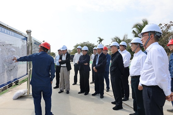 華能集團(tuán)外部董事到海南分公司及昌江、石島灣核電基地調(diào)研