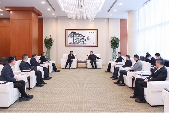 鄧建玲會見福建省政協(xié)副主席、漳州市委書記張國旺