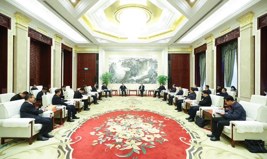 大唐集團(tuán)黨組書記鄒磊拜會(huì)貴州省委書記徐麟、省長李炳軍