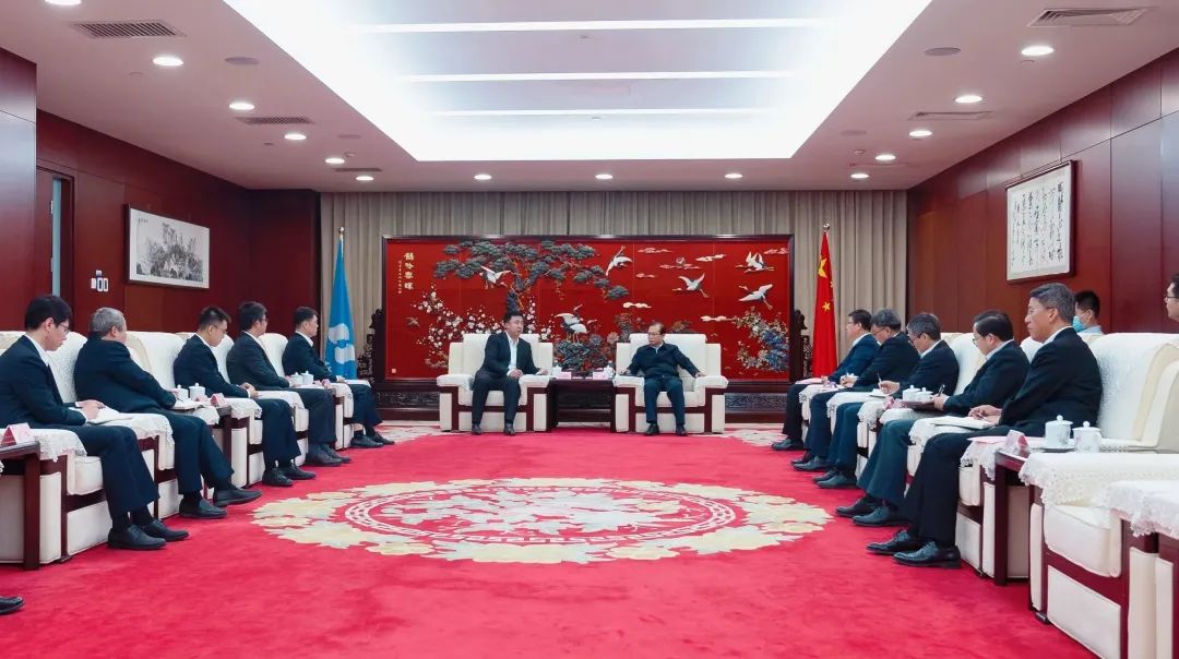 華電集團黨組書記、董事長江毅會見海博思創(chuàng)董事長、總經(jīng)理張劍輝