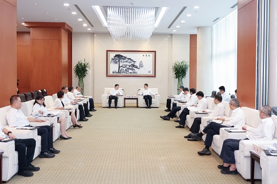 華能集團黨組書記、董事長溫樞剛會見山西省委常委、太原市委書記韋韜