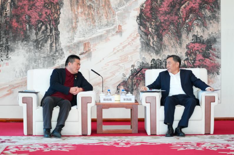 宋海良與“三新”聯(lián)盟成員遠(yuǎn)東控股集團(tuán)創(chuàng)始人、董事局主席蔣錫培會(huì)談