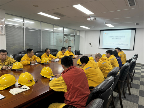 華潤電力南京公司黨委委員、副總經(jīng)理陳超虎參加一期戊值安全聯(lián)系日暨安全蹲點(diǎn)活動