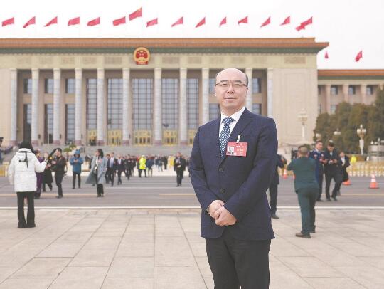 【兩會好聲音】全國人大代表，國網(wǎng)山東公司董事長、黨委書記 王志偉：推動新能源高質(zhì)量發(fā)展 助力美麗中國建設(shè)