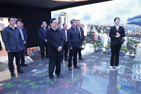 東營市委副書記、市長陳必昌調(diào)研儲能產(chǎn)業(yè)發(fā)展情況