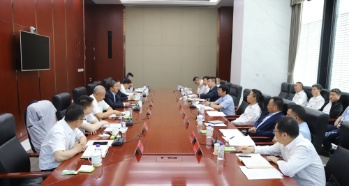 中國電建黨委常委、副總經(jīng)理劉源源與晉能控股集團黨委書記、董事長李國彪舉行會談