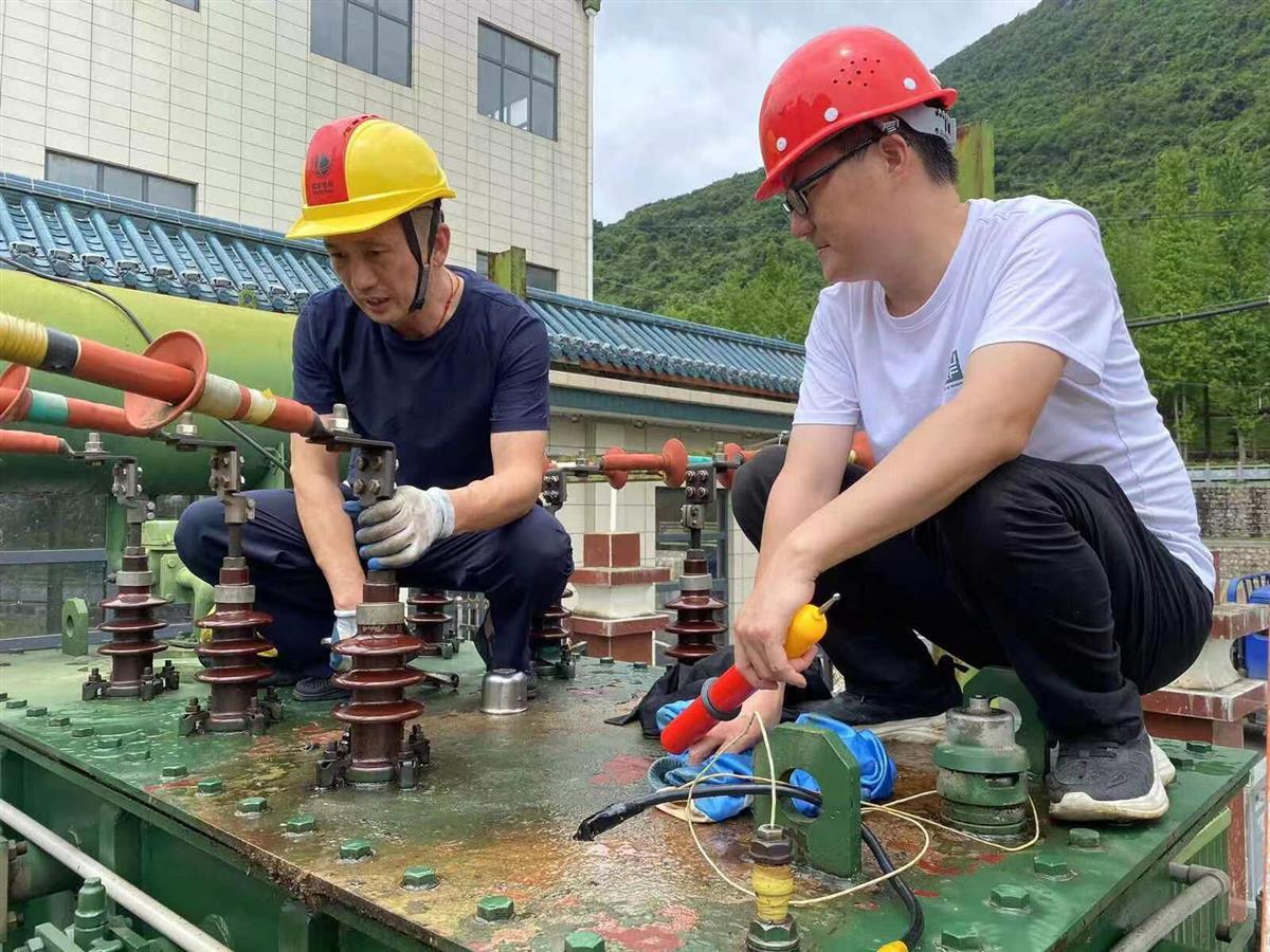 黃石市王英電廠發(fā)電泄洪調(diào)峰，騰出庫(kù)容1200萬立方米