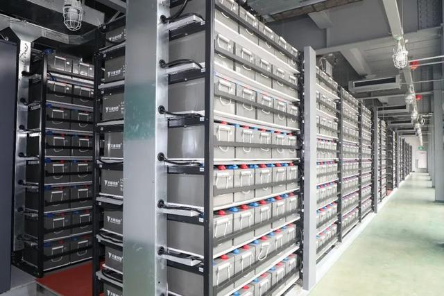 應對用電高峰，小電池派上大用場