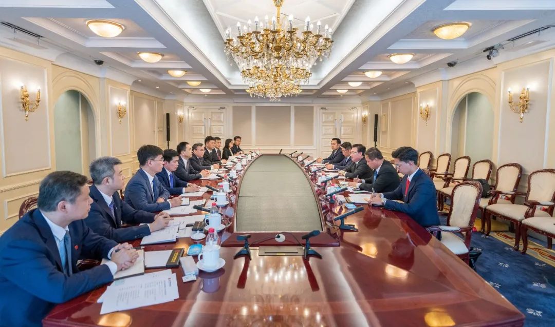 大唐集團(tuán)黨組書記、董事長鄒磊與老撾總理府辦公廳部長、總理首席顧問西納萬·蘇發(fā)努馮會(huì)談