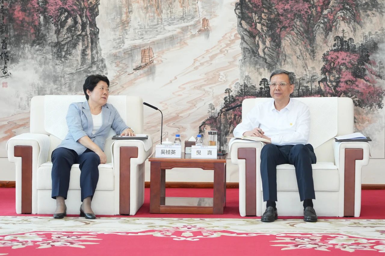 中國能建黨委副書記、總經(jīng)理倪真與湖南省委常委、長沙市委書記吳桂英會談