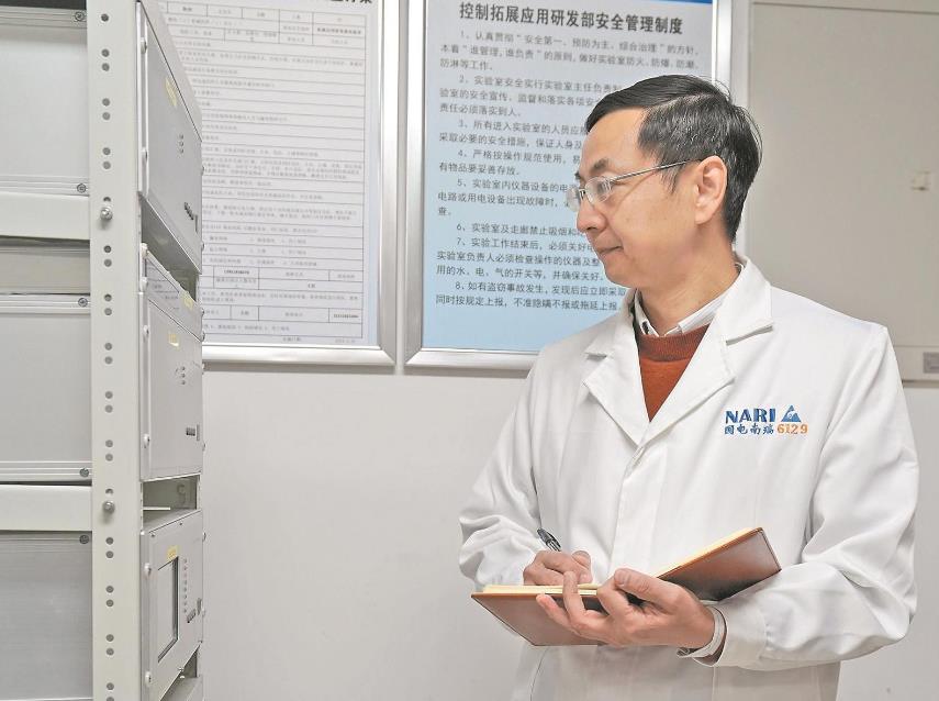 【國網特等勞?！坷钔簽榇箅娋W安全穩(wěn)定運行添“利器”